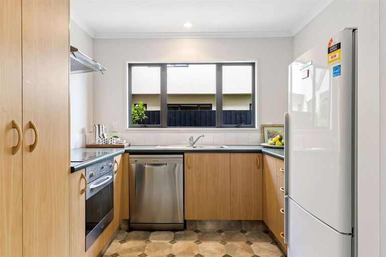 Photo of property in 4/67 Brockworth Place, Riccarton, Christchurch, 8011