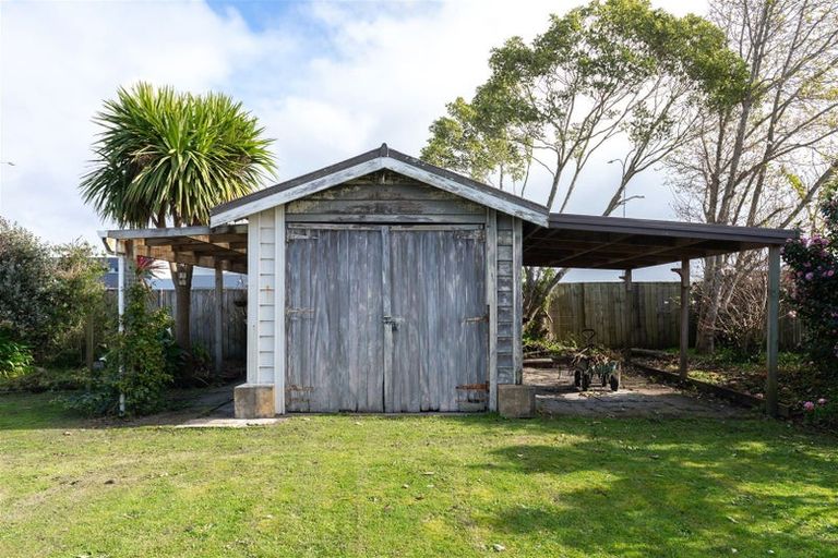Photo of property in 17 Hakanoa Street, Huntly, 3700