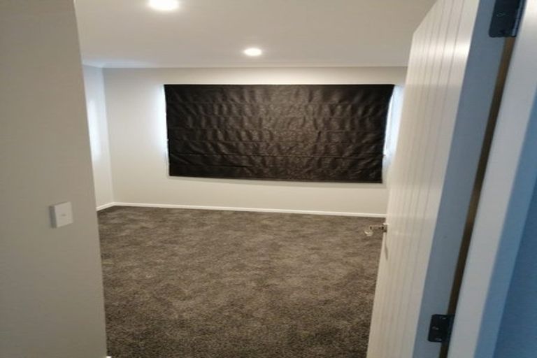 Photo of property in 28b Sussex Street, Levin, 5510