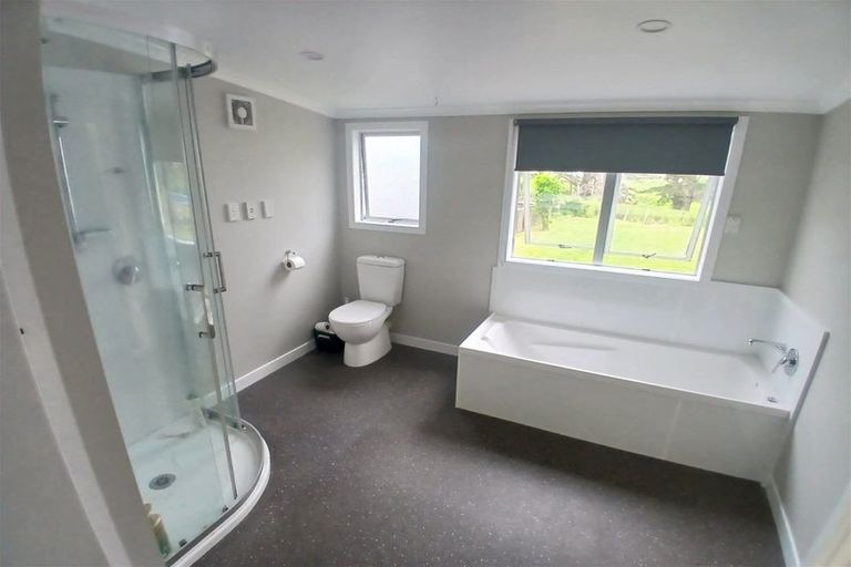 Photo of property in 1899 Paparoa Valley Road, Paparoa, 0571