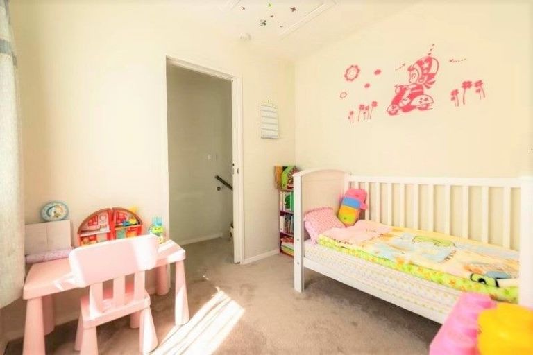 Photo of property in 6a Hiwihau Place, Glenfield, Auckland, 0629