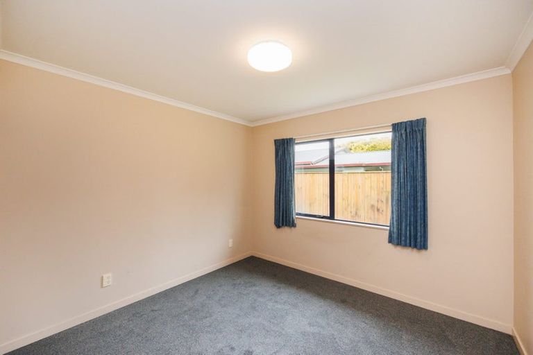 Photo of property in 27 Parnell Heights Drive, Kelvin Grove, Palmerston North, 4414