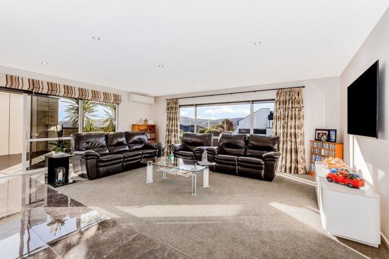 Photo of property in 40 The Masthead, Whitby, Porirua, 5024