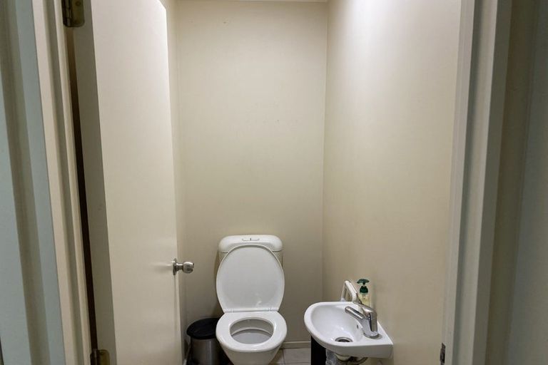 Photo of property in 11/61 The Avenue, Albany, Auckland, 0632