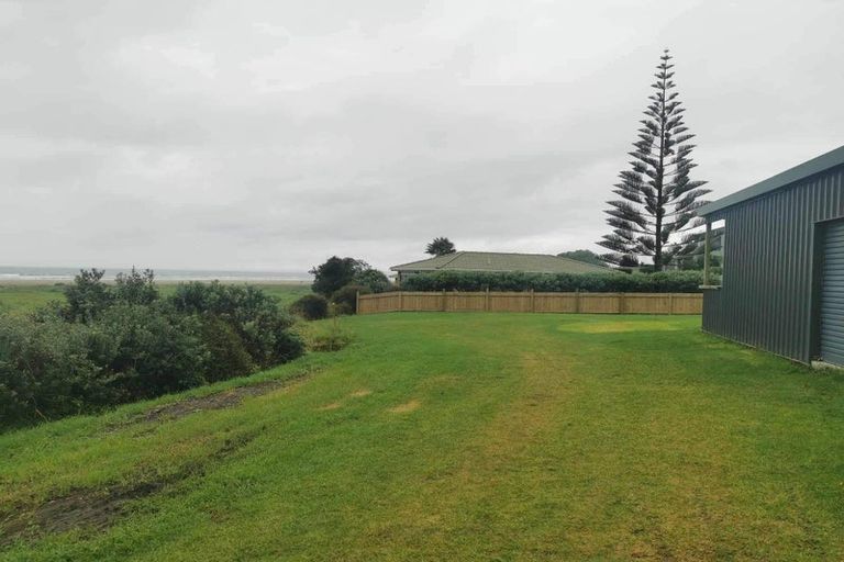 Photo of property in 22 Tui Street, Ahipara, Kaitaia, 0481