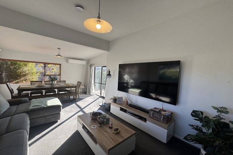 Photo of property in 2a Vivian Street, Burwood, Christchurch, 8083