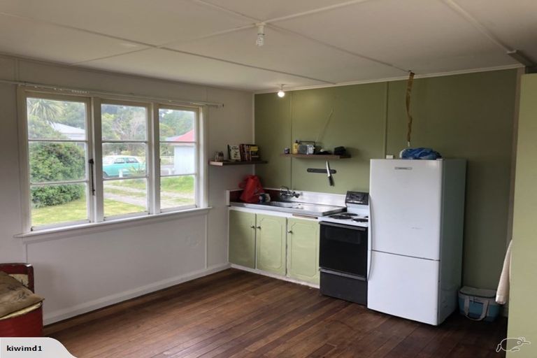 Photo of property in 4 Stanly Street, Eketahuna, 4900