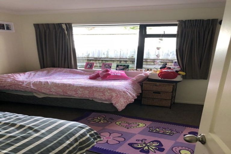 Photo of property in 12a Max Short Drive, Pukekohe, 2120