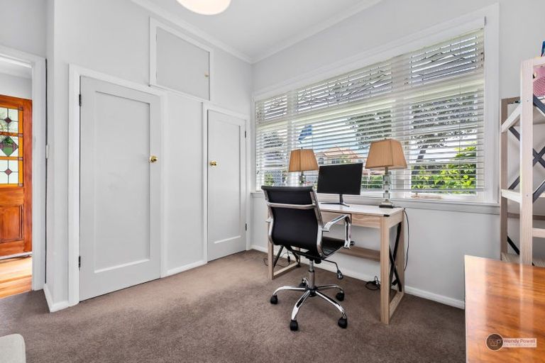 Photo of property in 8 Kauri Street, Woburn, Lower Hutt, 5011