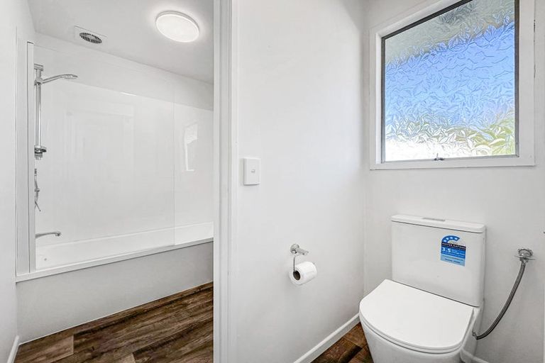 Photo of property in 18 Shetland Street, Woolston, Christchurch, 8062