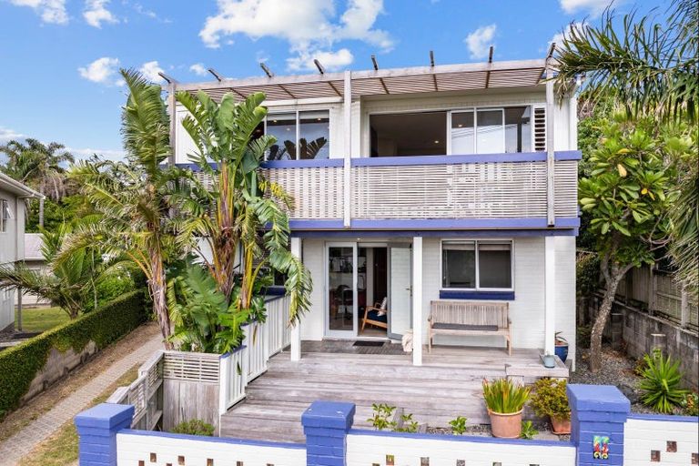 Photo of property in 42 Cheviot Street, Mangawhai Heads, Mangawhai, 0505