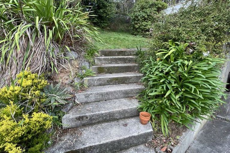 Photo of property in 63 Bell Street, Tawa, Wellington, 5028