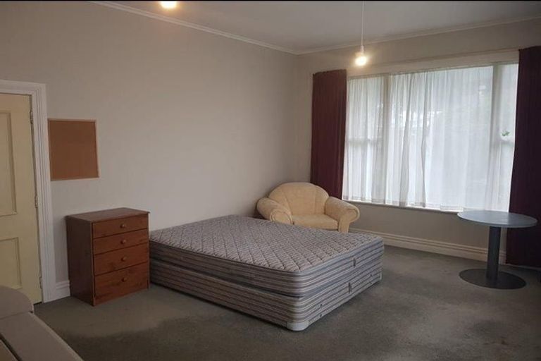 Photo of property in 1 Collina Terrace, Thorndon, Wellington, 6011