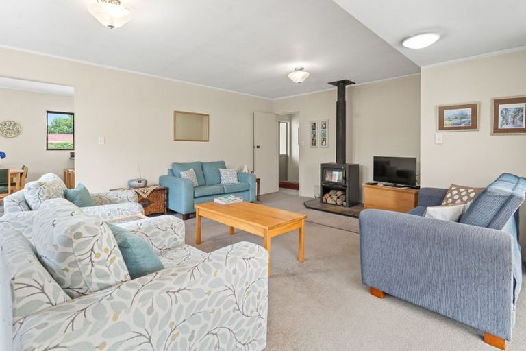 Photo of property in 15 Lowes Place, Solway, Masterton, 5810