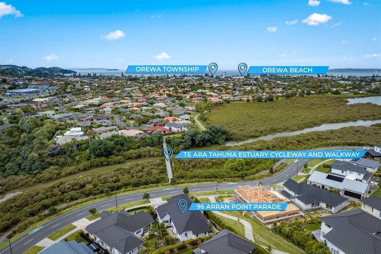 Photo of property in 96 Arran Point Parade, Orewa, 0931