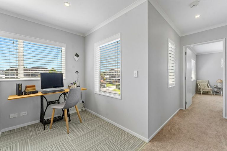 Photo of property in 19 Turua Rise, Karaka, Papakura, 2113