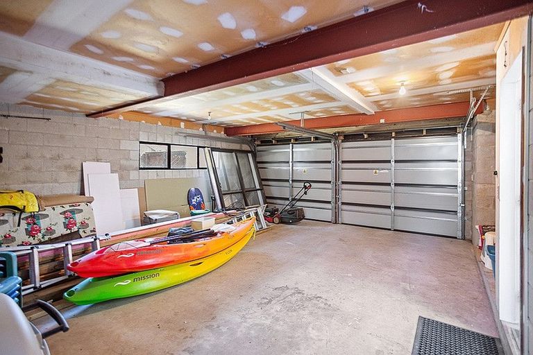 Photo of property in 16 Papaunahi Road, Bowentown, Katikati, 3177