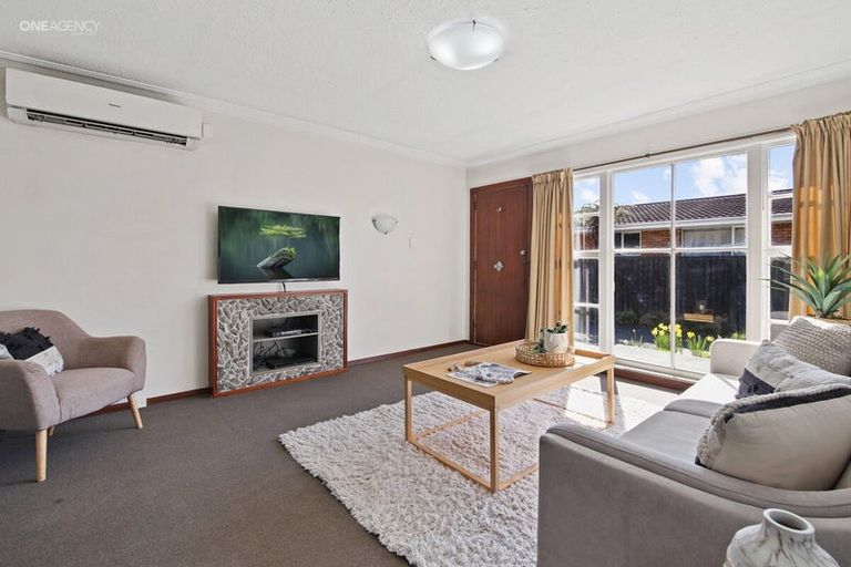 Photo of property in 87 Perry Street, Papanui, Christchurch, 8053