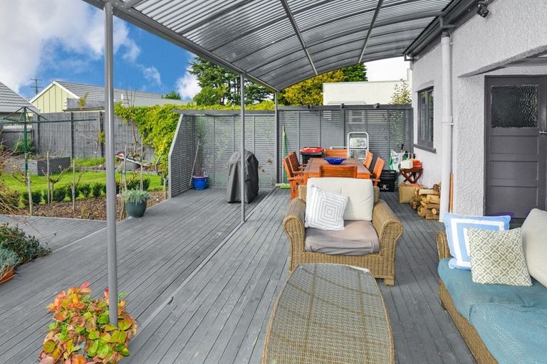 Photo of property in 1012 Heretaunga Street East, Parkvale, Hastings, 4122