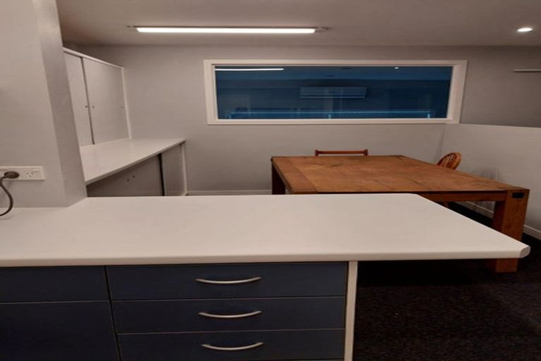 Photo of property in 302 Lake Road, Hauraki, Auckland, 0622