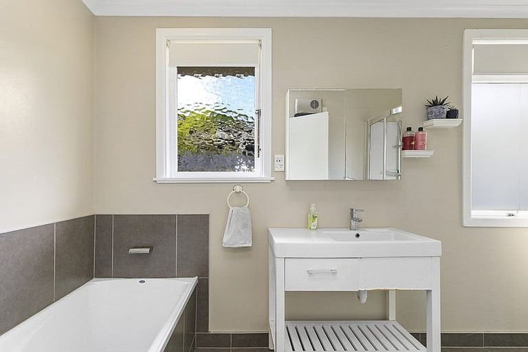 Photo of property in 13 Rawhiti Street, Stokes Valley, Lower Hutt, 5019