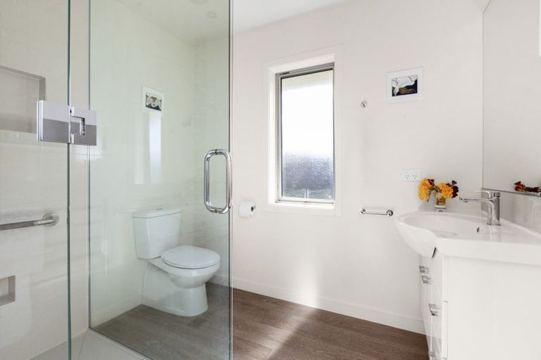 Photo of property in 8 Sue Place, Mahora, Hastings, 4120