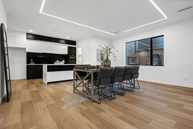 Photo of property in 10 Kotuitui Drive, Wainui, 0992