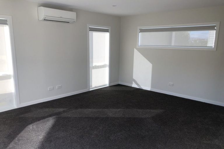 Photo of property in 7a Ron Parlane Place, Titahi Bay, Porirua, 5022