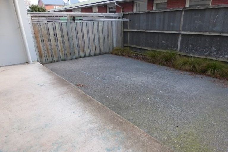 Photo of property in 2/14 Brougham Street, Addington, Christchurch, 8024