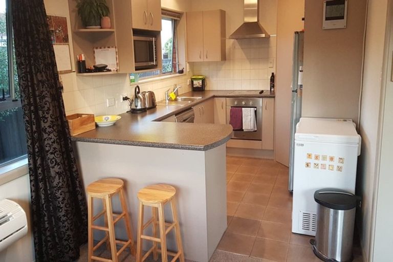 Photo of property in 150 Straven Road, Fendalton, Christchurch, 8014