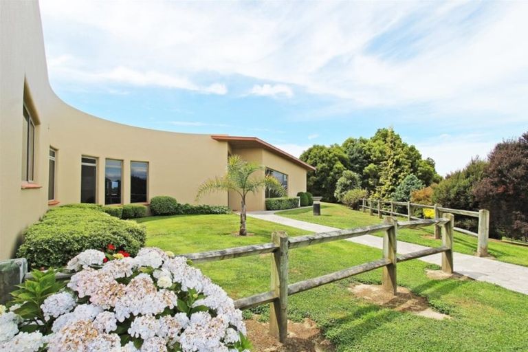 Photo of property in 35 Lacebark Lane, Woodridge, Wellington, 6037