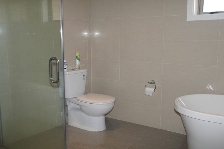 Photo of property in 31 Sumner Terrace, Aotea, Porirua, 5024