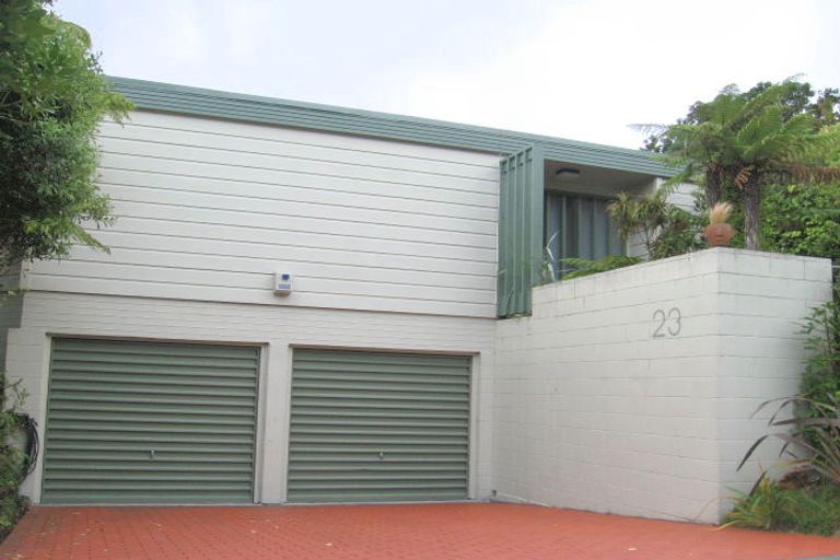 Photo of property in 25-27 Lynmouth Avenue, Karori, Wellington, 6012