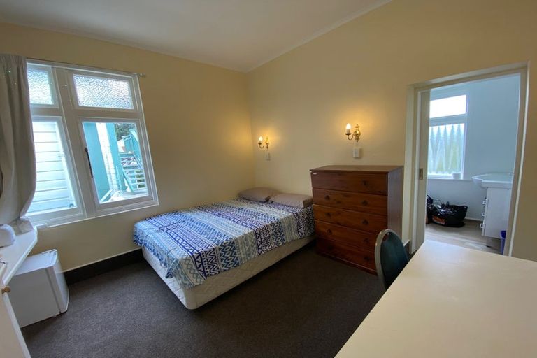 Photo of property in Carillion/the Knoll, 33 Thompson Street, Mount Cook, Wellington, 6011