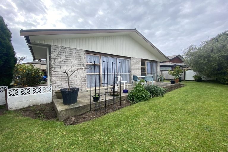 Photo of property in 15a Warrington Street, Matua, Tauranga, 3110