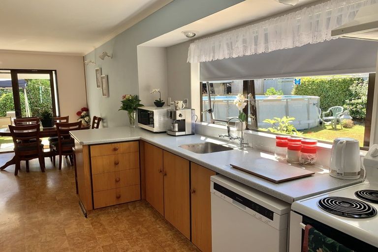 Photo of property in 56 Te Manuao Road, Otaki, 5512