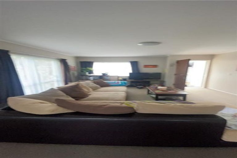 Photo of property in 28/24 Eastglen Road, Glen Eden, Auckland, 0602