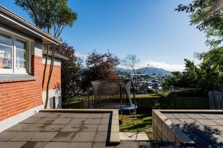 Photo of property in 45 Easther Crescent, Kew, Dunedin, 9012