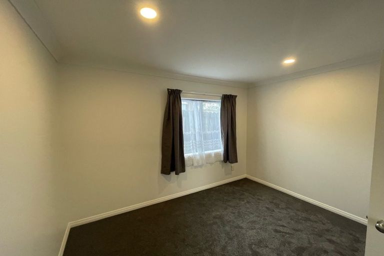 Photo of property in 2 Genesis Place, Flat Bush, Auckland, 2019
