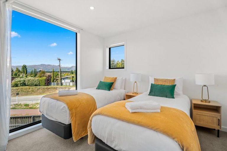 Photo of property in 11d Kidds Way, Albert Town, 9305