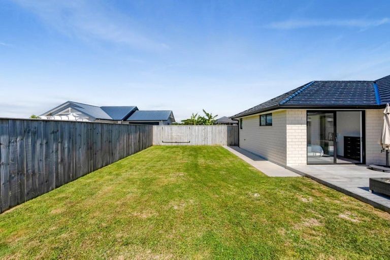 Photo of property in 44 Aratapu Street, Waitara, 4320