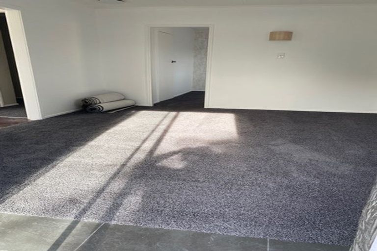 Photo of property in 2/5 Oregon Drive, Maoribank, Upper Hutt, 5018