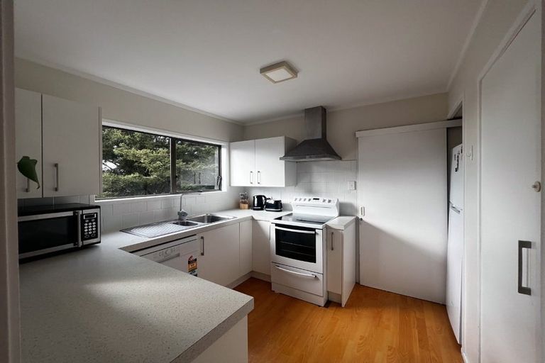 Photo of property in 8/15 Roseberry Avenue, Birkenhead, Auckland, 0626