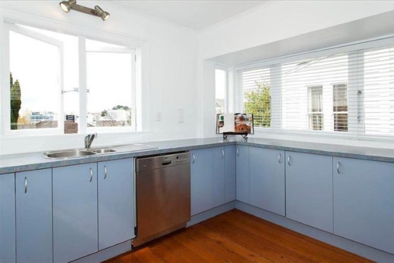 Photo of property in 13 Maungawhau Road, Epsom, Auckland, 1023