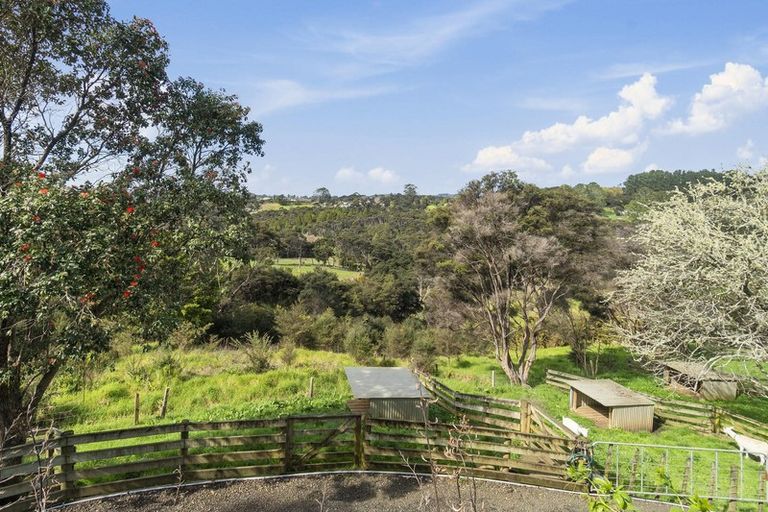 Photo of property in 135 Wairere Road, Waitakere, Auckland, 0782