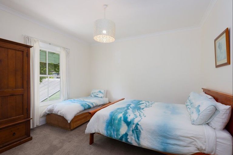 Photo of property in 16 Russell Street, Stepneyville, Nelson, 7010