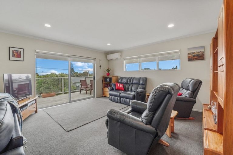 Photo of property in 54a Moana Street, Otaki Beach, Otaki, 5512