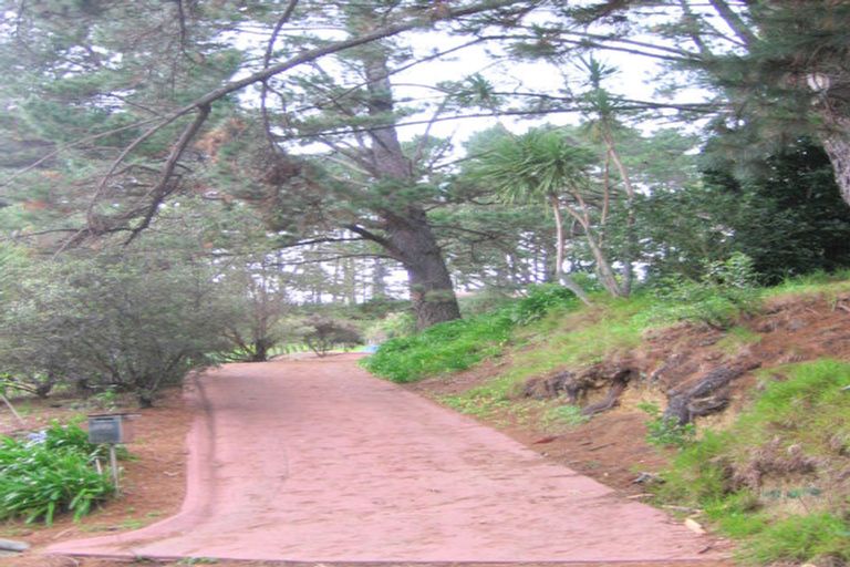 Photo of property in 229 Victory Road, Laingholm, Auckland, 0604