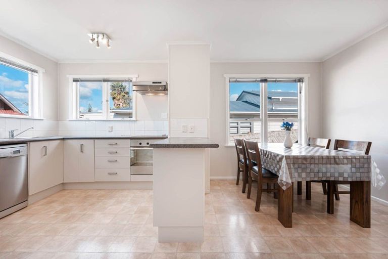 Photo of property in 53 Union Road, Howick, Auckland, 2014