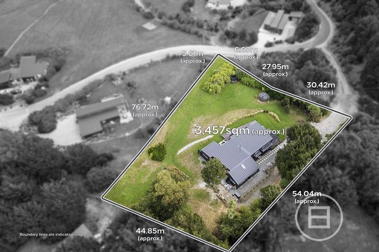Photo of property in 18 Lookout Drive, Mount Creighton, Queenstown, 9371